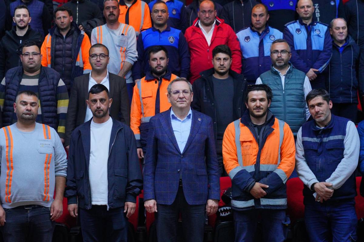 Ayvalık’ta Çevre Hamlesi: Atık Getirme Merkezi İçin Eğitim Başladı