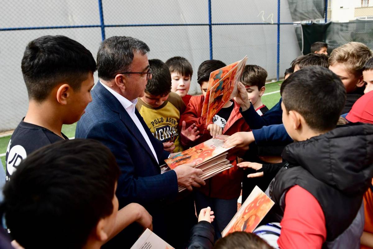 Altıeylül'de çocuklar eğlenceye doydu