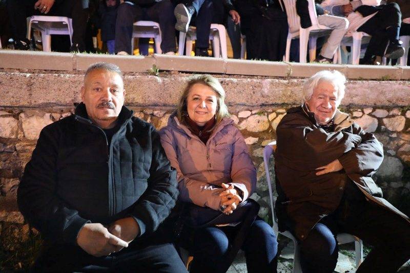 Edremit'te Roman Gecesi.. Müzik, Dans, Coşku Bir Arada..