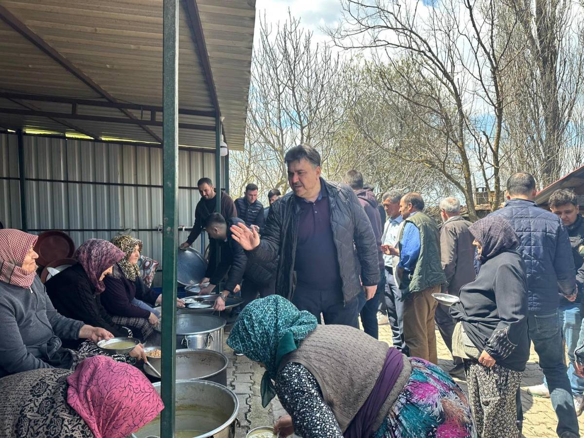 Havran'da Köy Hayırlarıına Yoğun Katılım