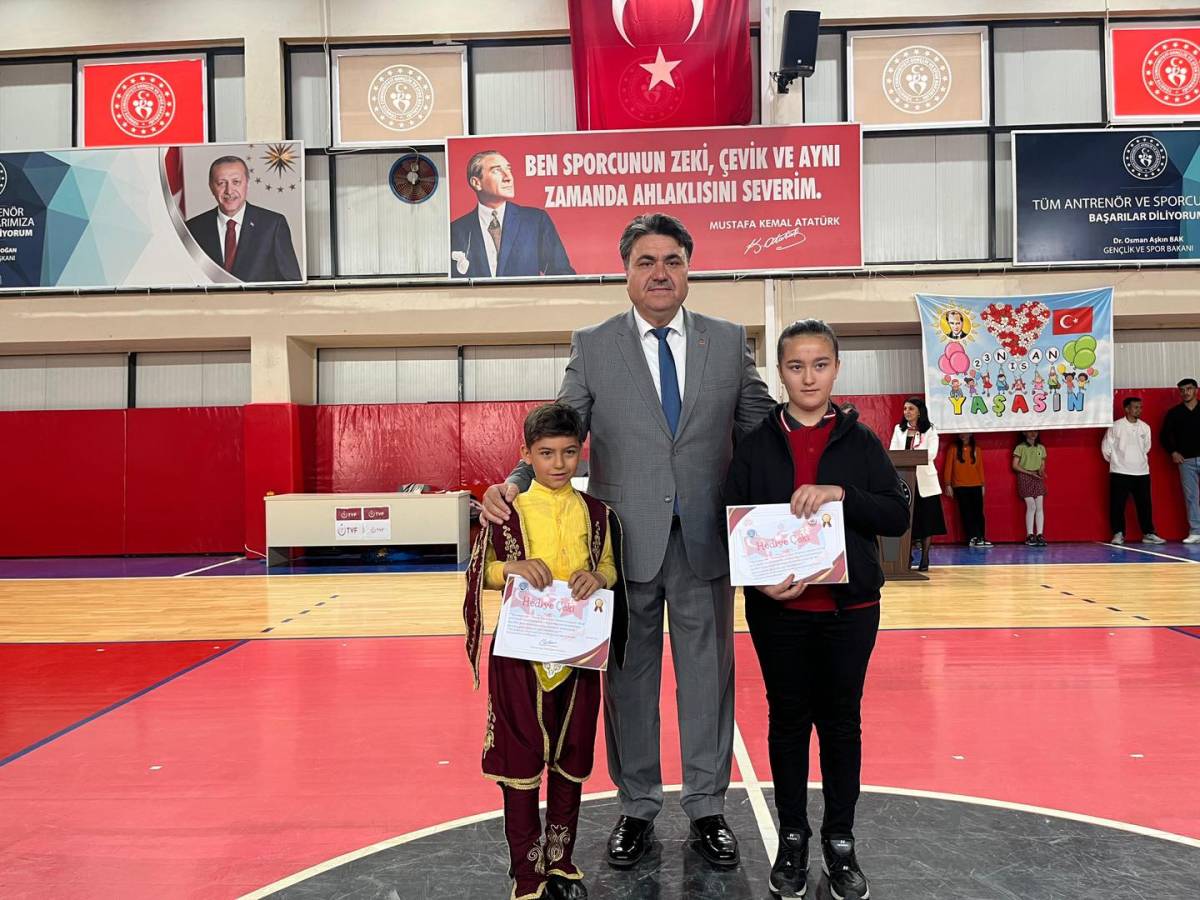 Havran’da 23 Nisan coşkusu: Ödüller sahiplerini buldu