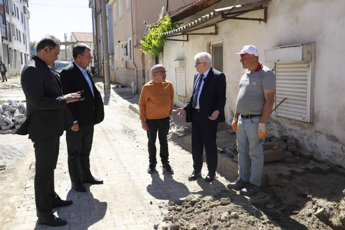 Başkan Deveciler Sahadaki Çalışmaları İnceledi