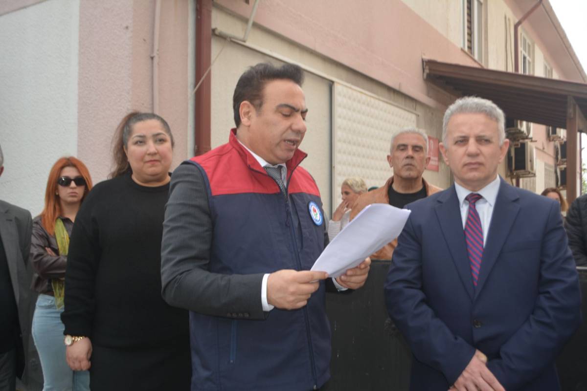 Ayvalık’ta Öğretmenler, “Artık Yeter” Dedi