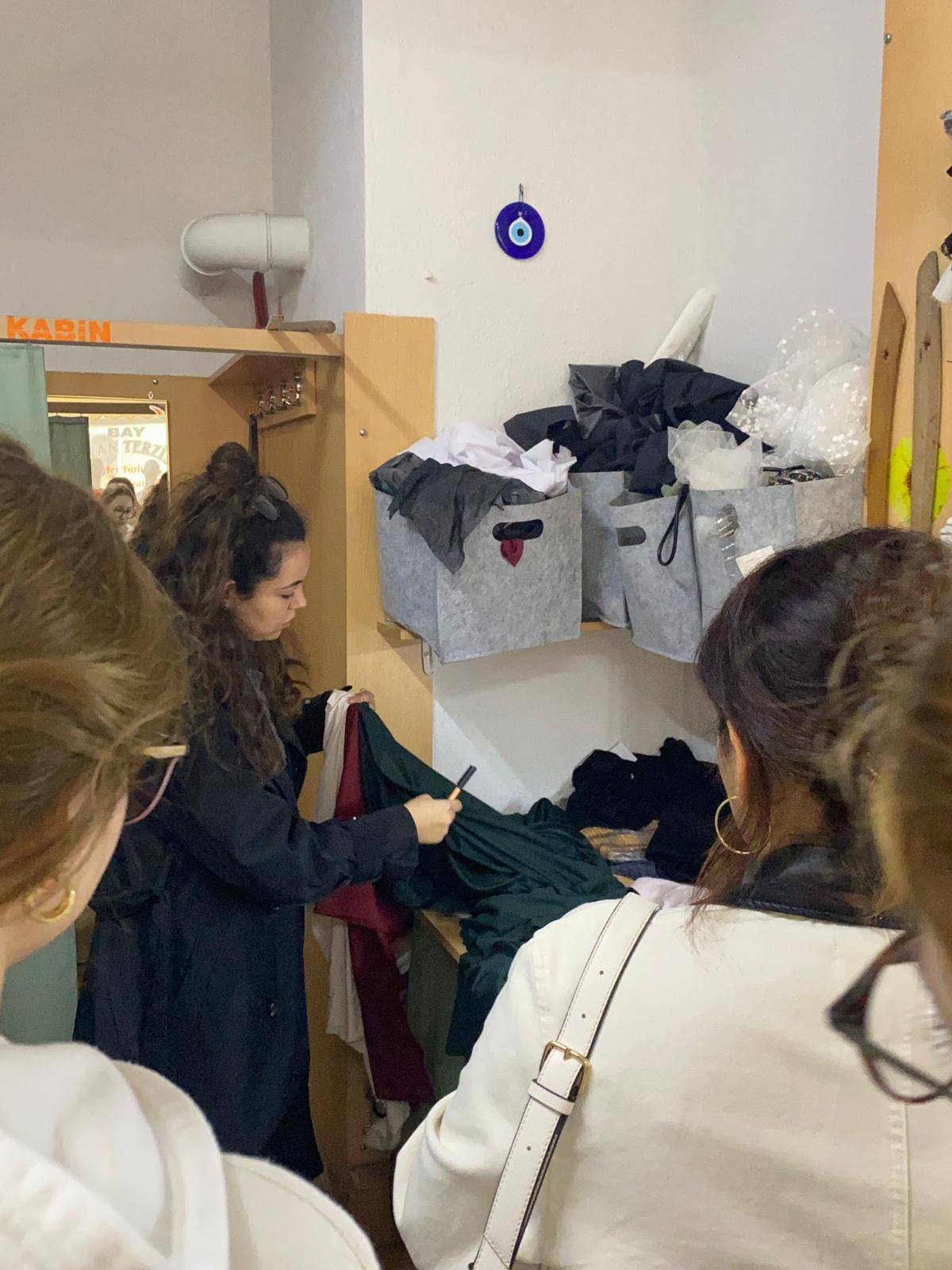 Burhaniye’de Atık Kumaşlara Son Projesi hayata geçirildi