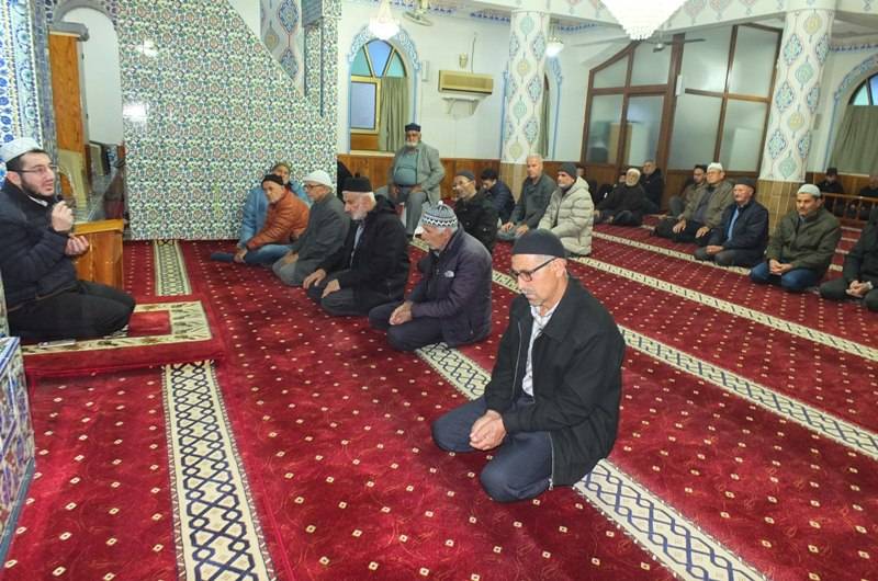 Burhaniye’de Sabah Namazı Buluşması Börezli Camii’nde Yapıldı