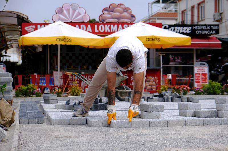 Ayvalık Cunda (Alibey) Adası’nda üstyapı çalışmaları tamamlandı