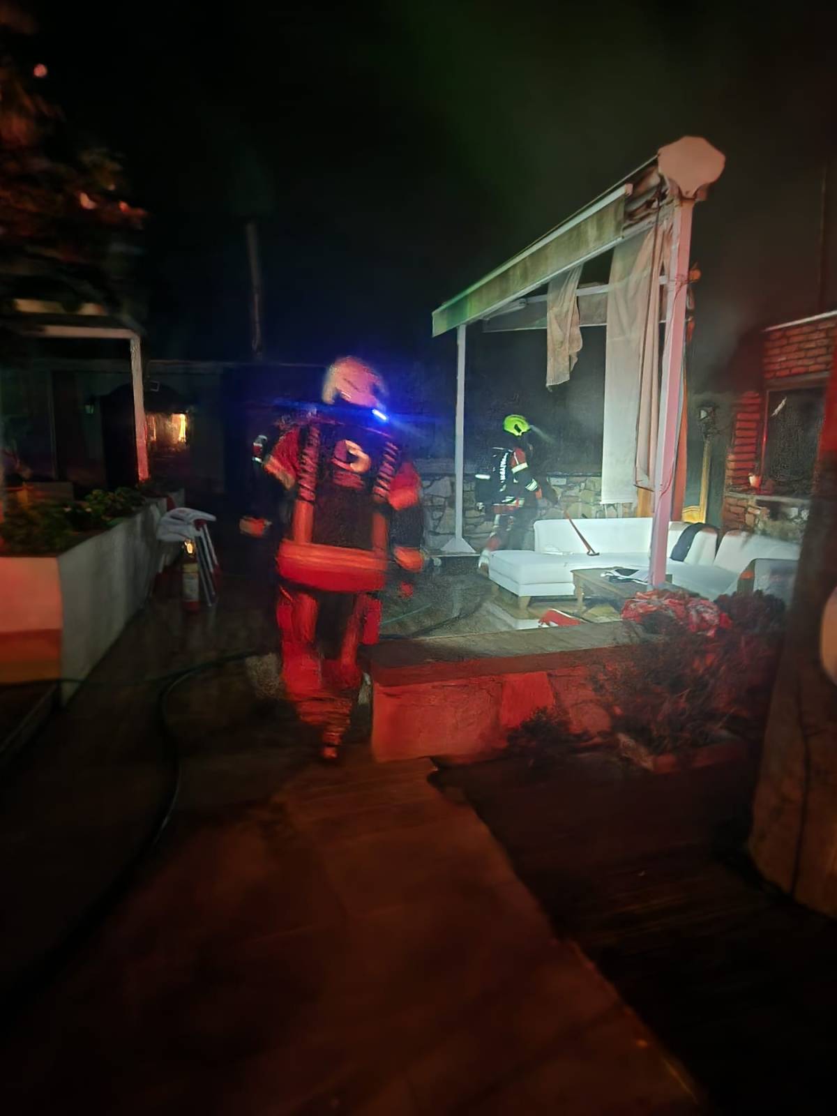 Ayvalık’ta İş Yeri Yangını Korkuttu