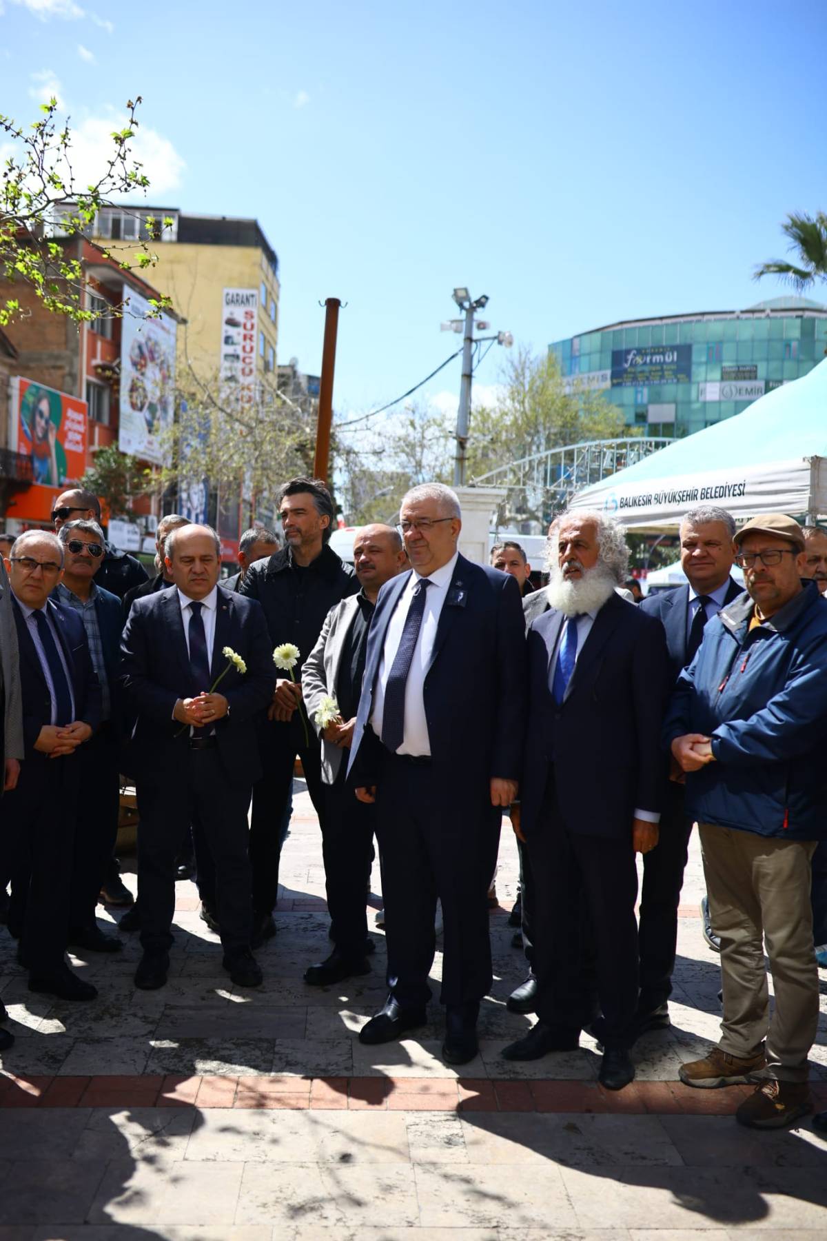 Van’ın Kurtuluşunun 108. Yılı Balıkesir Edremit’te Büyük Coşkuyla Kutlandı