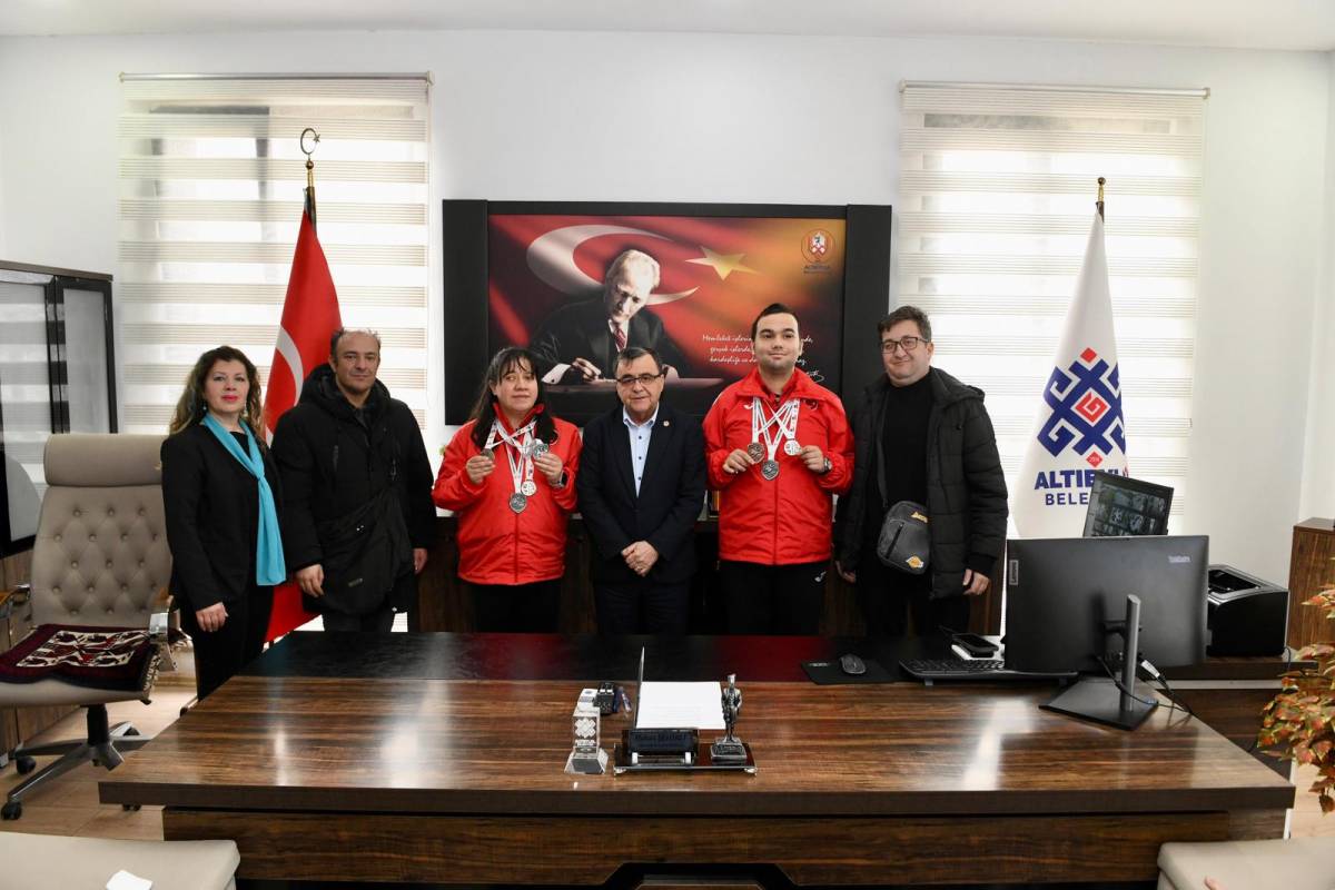 Başkan Şehirli’ye anlamlı ziyaret özel birey ve ailelerinden farkındalık buluşması