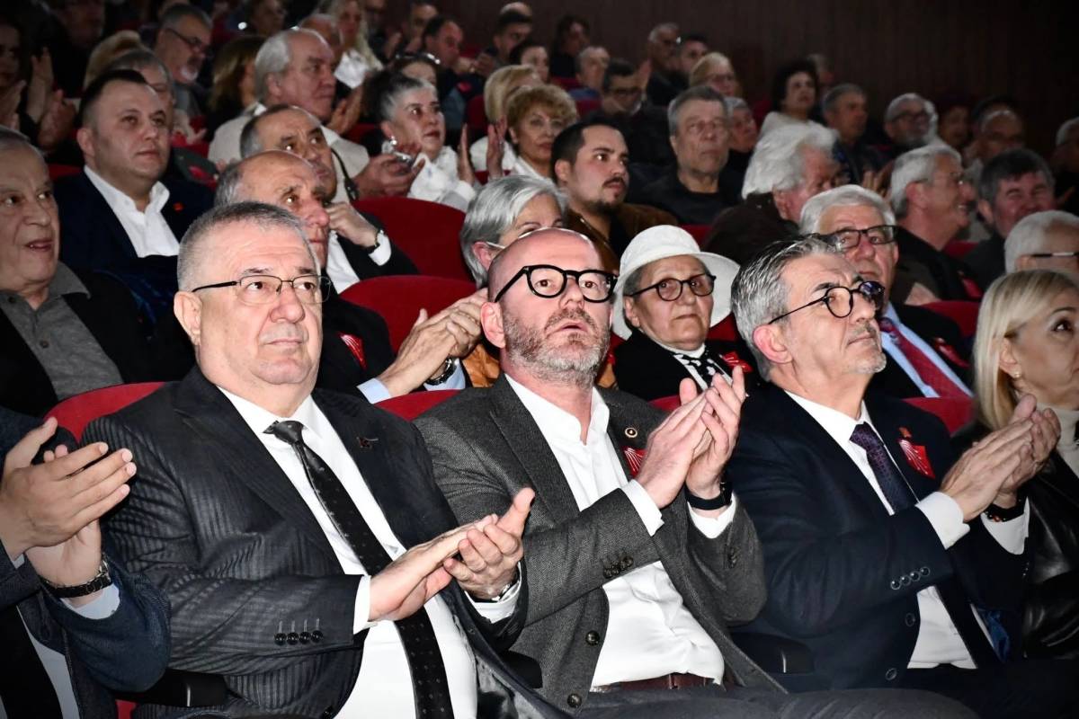 CHP Edremit Danışma Kurulu Toplandı: Ertaş’tan Birlik ve Mücadele vurgusu