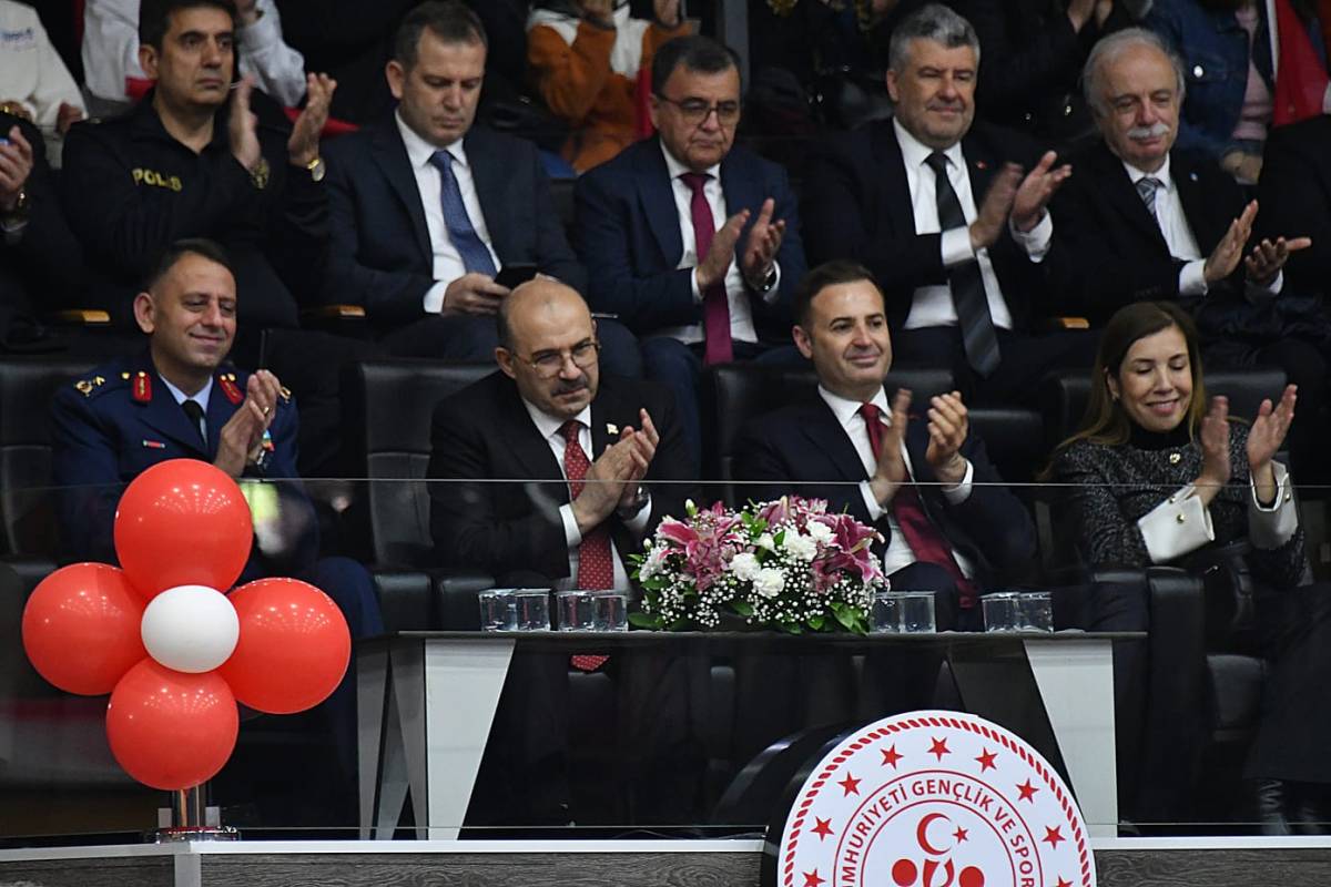 23 Nisan Coşkuyla Kutlandı