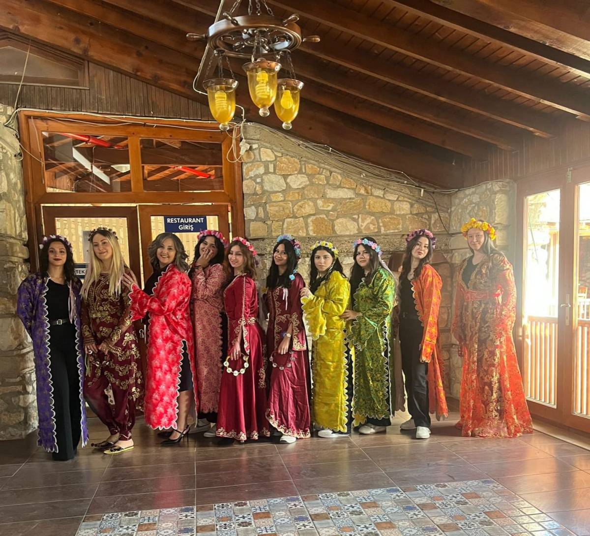 Kardeş Okullar Edremit’te buluştu