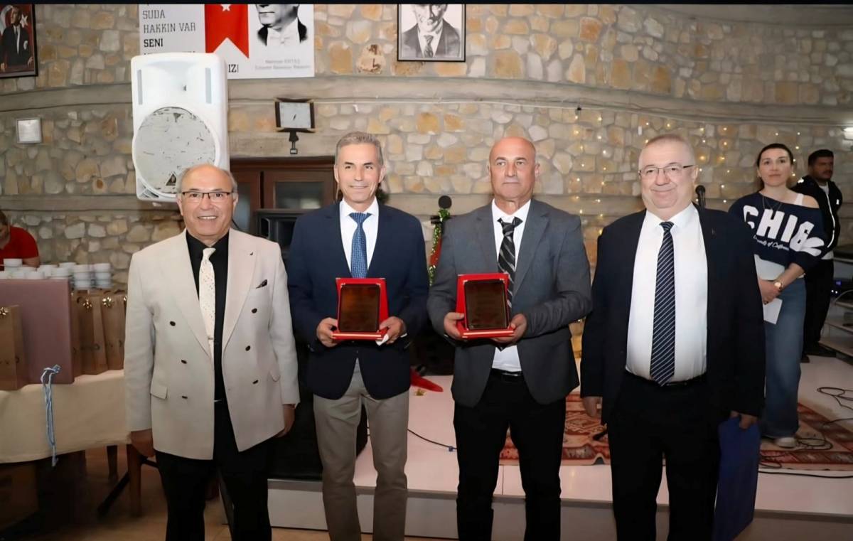 Kardeş Okullar Edremit’te buluştu