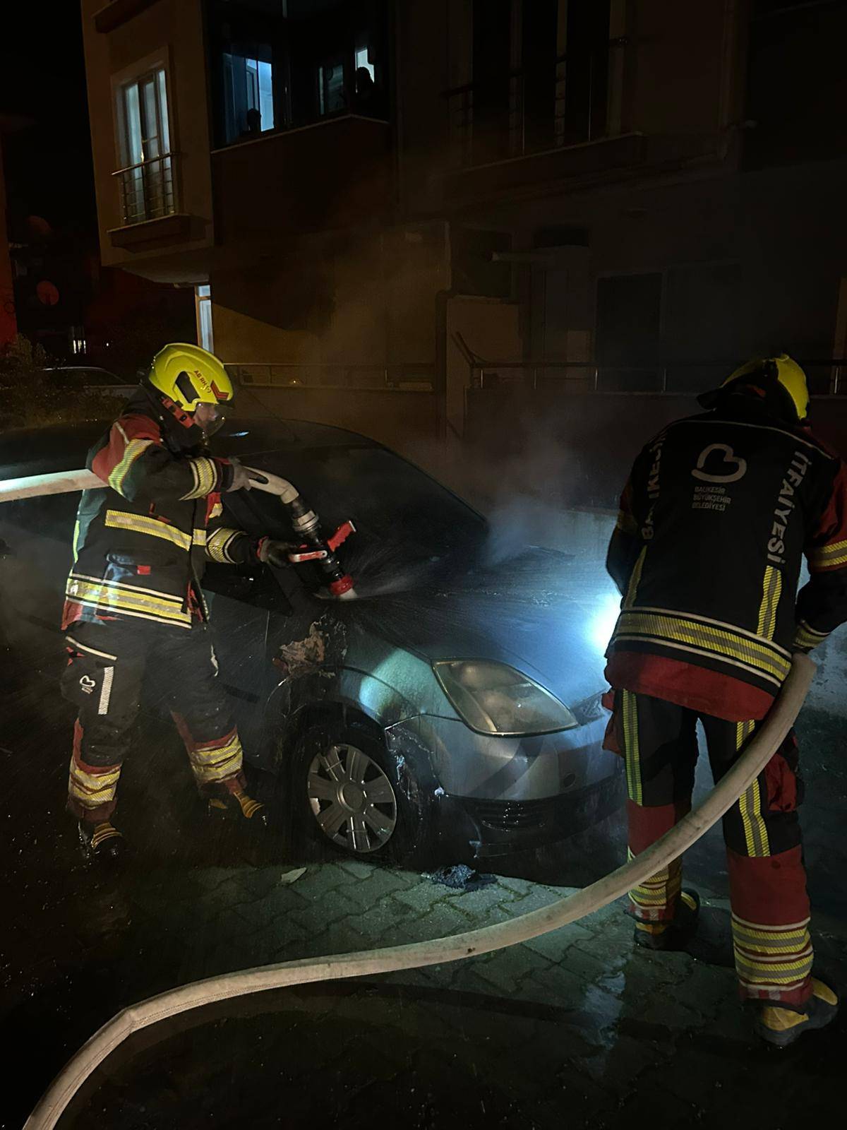 Seyir Halindeki Araç Alevlere Teslim Oldu.