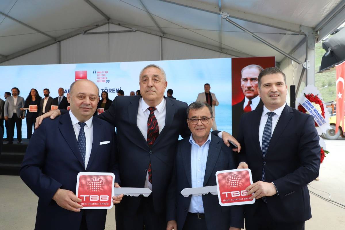 TBB'den Altıeylül Belediyesi’ne Hibe Araç Desteği