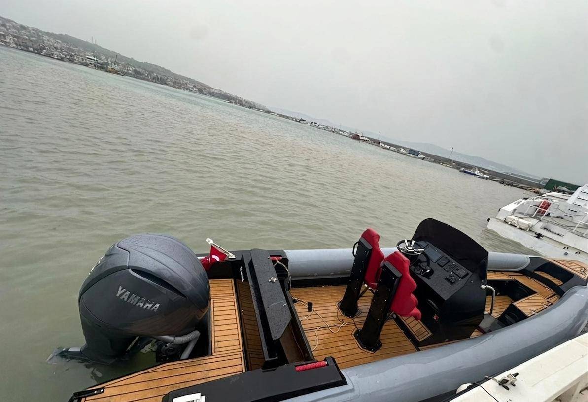 Ege Denizi’nde göçmen kaçakçılarına sahil güvenlik’ten film gibi operasyon