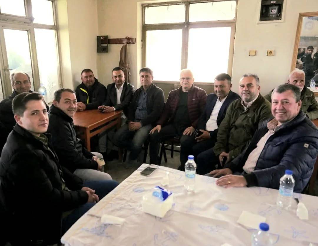 Burhaniye’de Belediye Başkanı Deveciler Bahadınlı hayrına katıldı