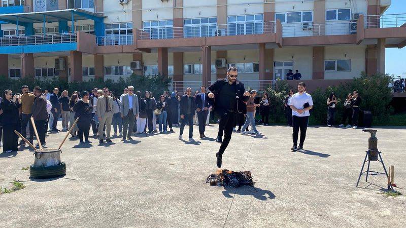 Burhaniye’de Nevruz ve 3 Mayıs Coşkusu