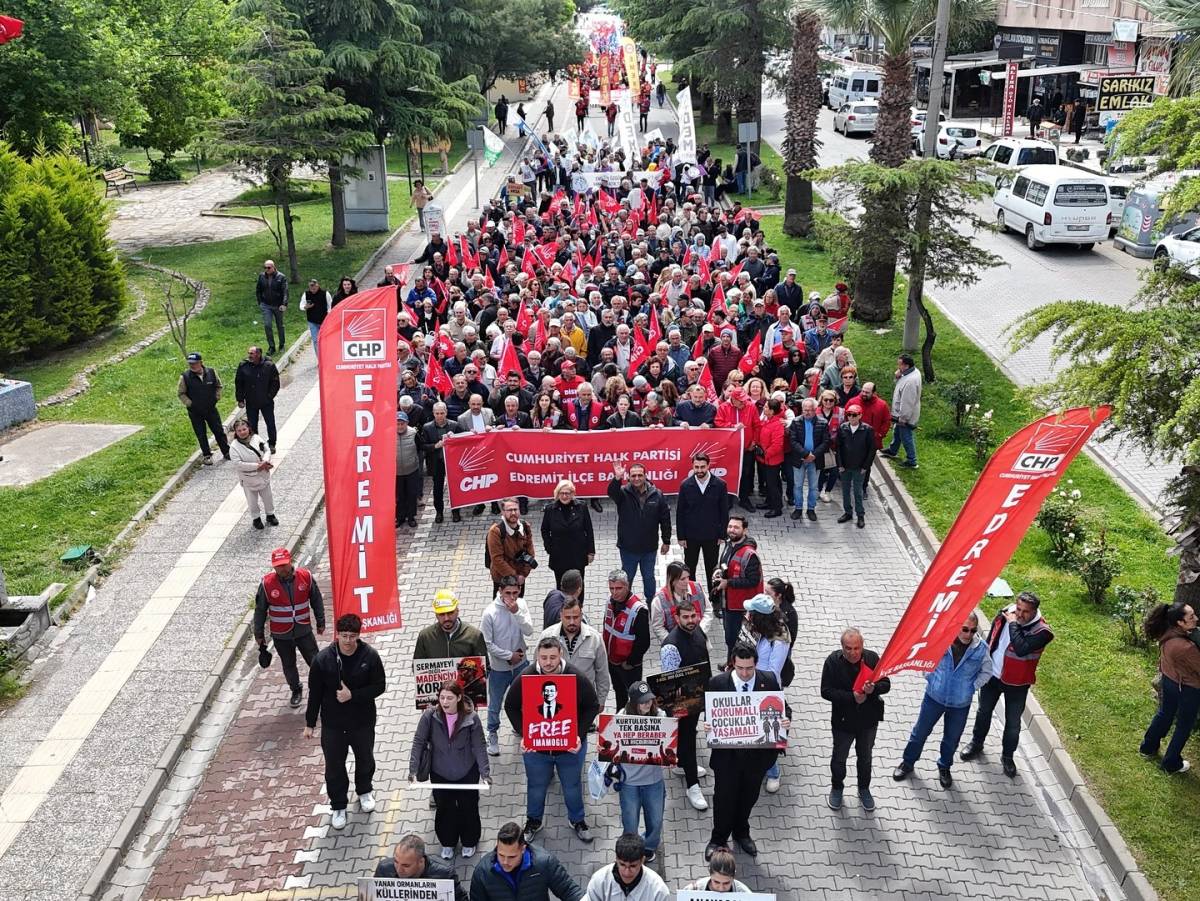 Edremit'te 1 Mayıs coşkusu