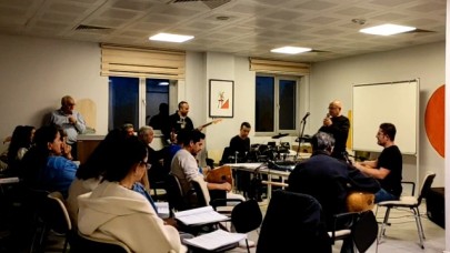 Doktorlar söyleyecek, sanatseverler dinleyecek! Edremit Devlet Hastanesi 'Sağlık Çalışanları Konseri' düzenledi