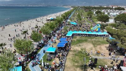 Edremit’te Gökyüzünü Uçurtmalar Renklendirdi