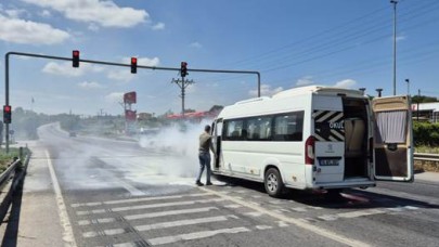 Susurluk’ta Öğrenci Servisi Minibüsünde Yangın