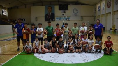 Büyükşehir’in Yaz Spor Okulları’na yoğun ilgi