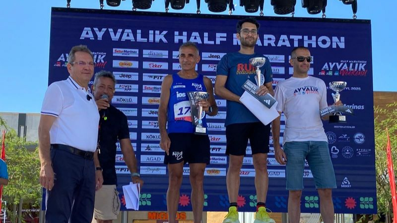 3.⁠ ⁠Uluslararası Ayvalık Yarı Maratonu Tamamlandı