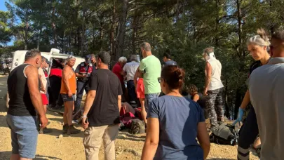 Kazdağları’nda tur minibüsü devrildi: 7'si ağır 13 yaralı