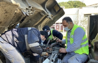 Edremit'te belediye araçların bakımını kendi yapıyor BALIKESİR