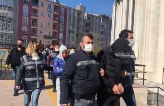 Edremit erkeklerini Gürcüstanlı kadınlar sevdi